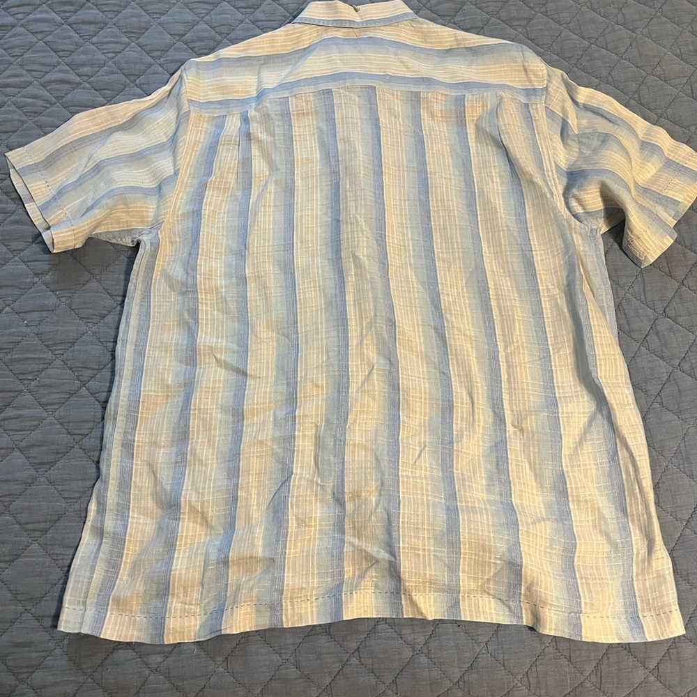 Tommy Bahama Men's Cream and Blue‎ Striped Button Down Shirt linen - Picture 2 of 8